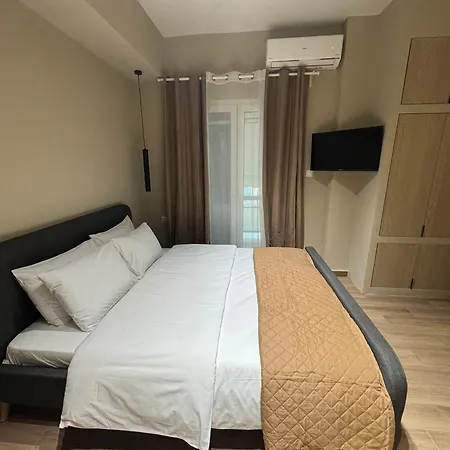 Artemis Apartment *