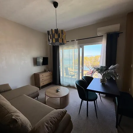 Artemis Appartement *