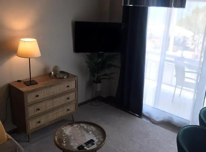 Artemis Apartamento *