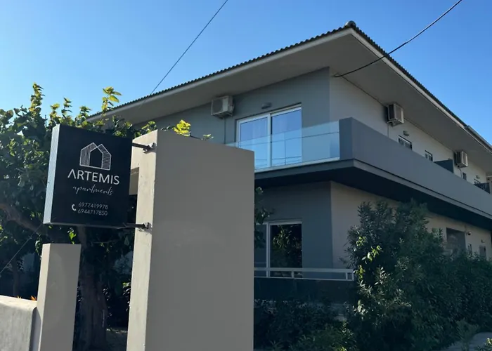 Artemis Appartement *